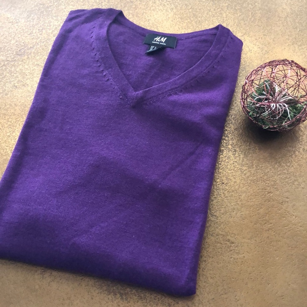 NWOT H&M Sweater